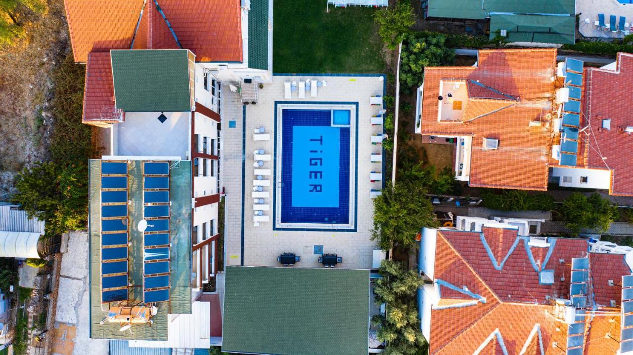 Elvin Otel Side Esterno foto